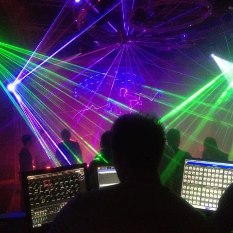Laserbeams im Club