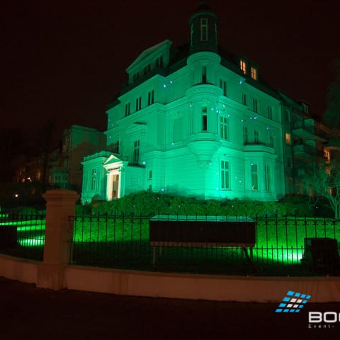 CR2-laserprojektion-schnee-villa-gustafsen-1