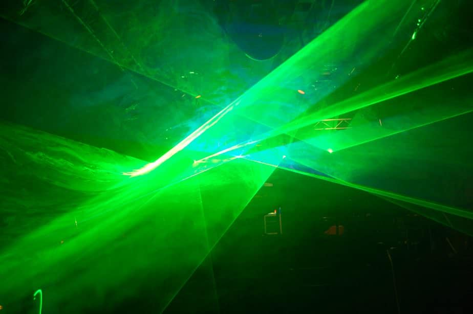 Lasershow und Nebelwand