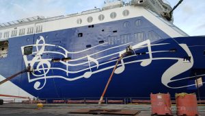 Laserprojektion für Schiffsbemalung