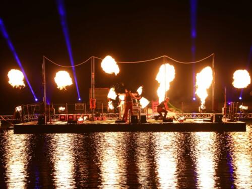 2019-08_Lagune_in_Flammen_Butjardigen (16)