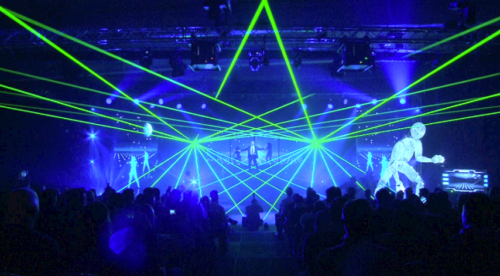 Laserstrahlen im Club