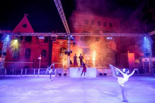 Pyrofontänen-Weihnachtsshow-1024x683