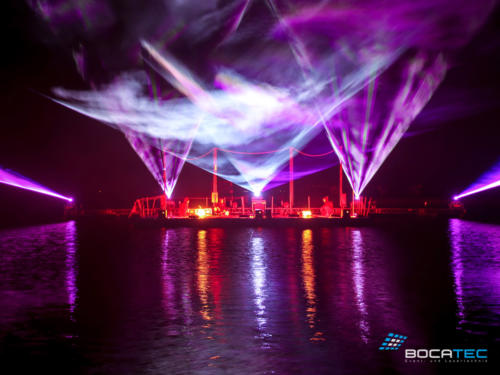 live-act-_0011_Lichtshow auf dem Wasser